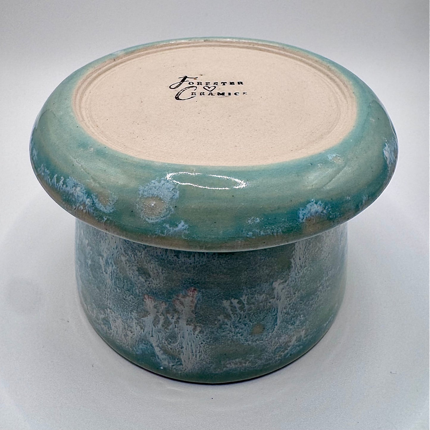 Coastal Charm Planter (tray attached to planter with drainage holes)